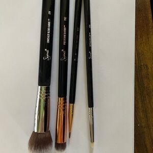 Sigma Beauty Black Brush Set with Silver & Rose Gold Ferrules - 4 Piece